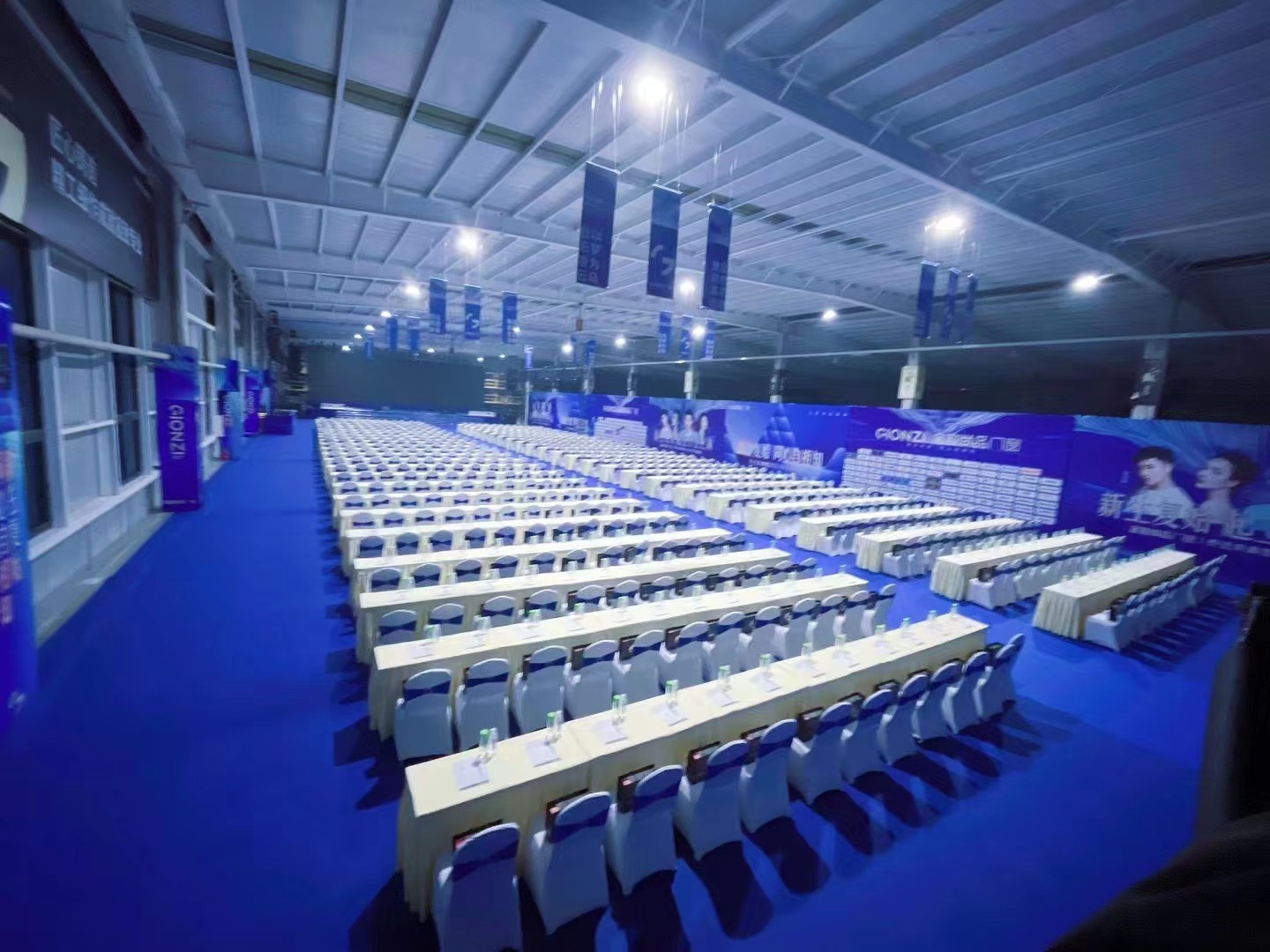 室内桌椅板凳租赁